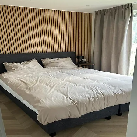 In With Veranda Feriehus Ulicoten