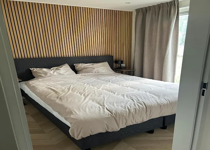 In With Veranda Feriehus Ulicoten